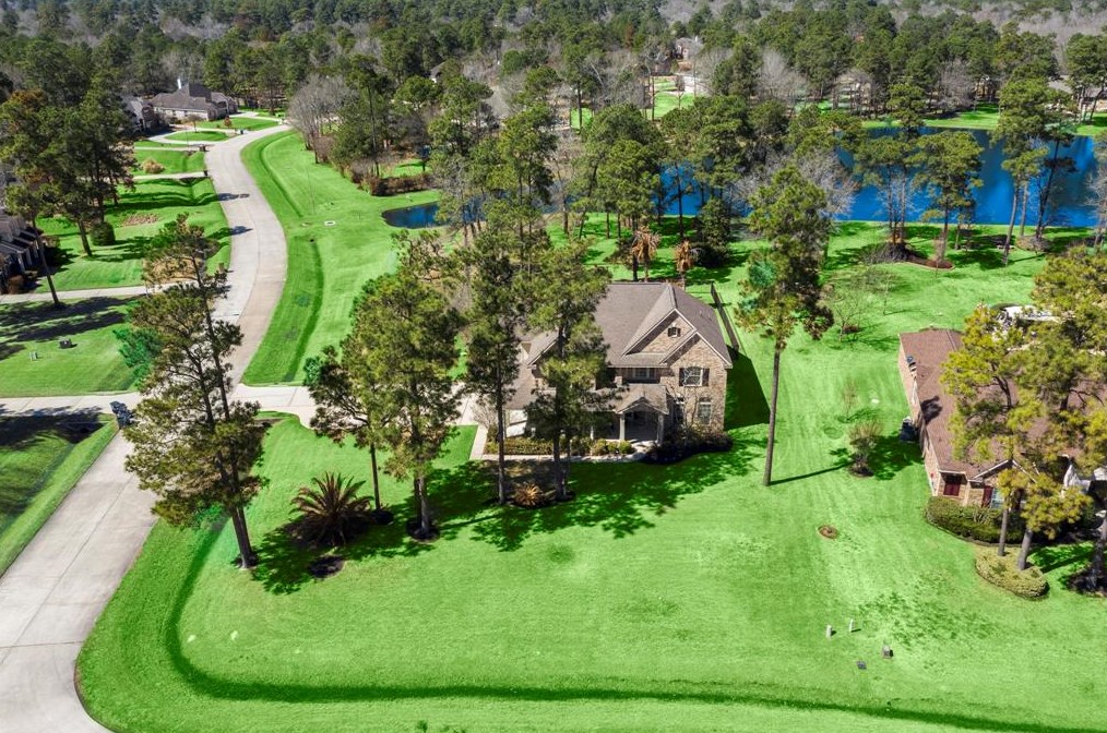 30103 Legends Trail Dr, Spring, TX 77386-3005