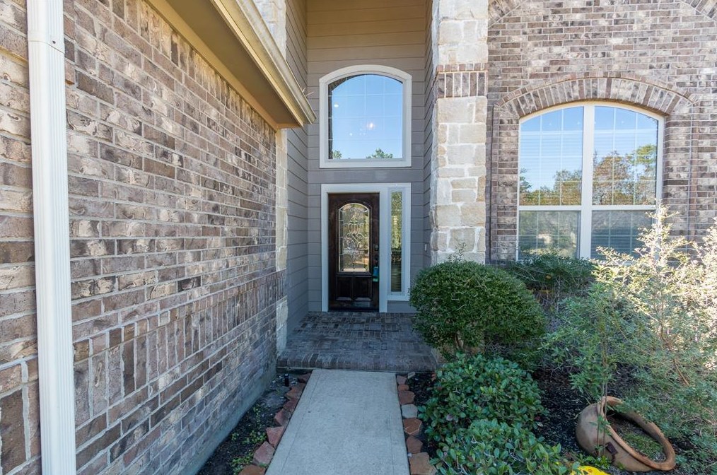23 Bay Mills Pl, Spring TX  77389-4691 exterior