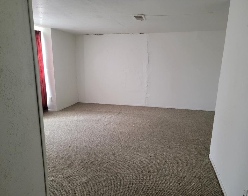 9422 Coffee St, Houston TX  77033-3455 exterior