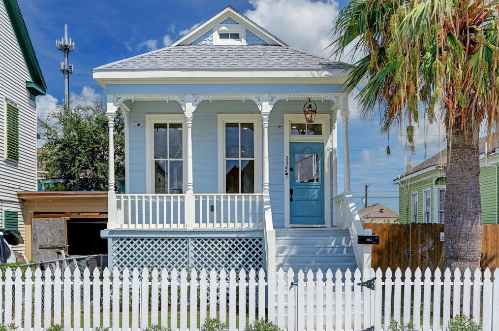 3322 Sealy St, Galveston, TX 77550