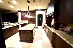 2111 Diamond Spring Dr, Houston, TX 77077 - Photo 14