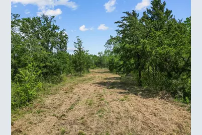 9204 Neville, Hitchcock, TX 77563 - Photo 2