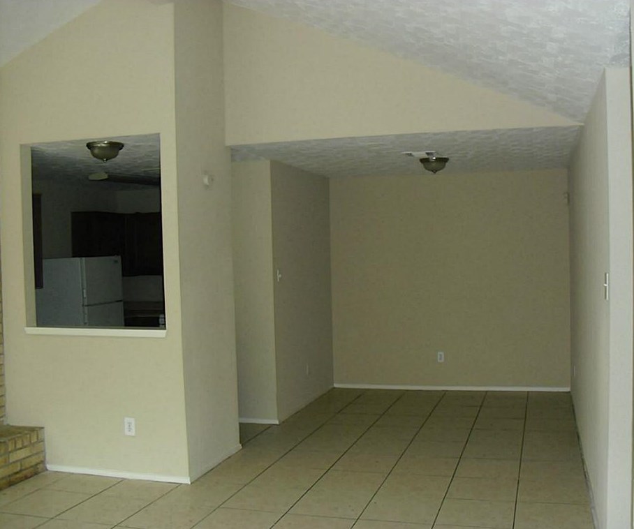 16505 Monte Carlo Ln, Houston TX  77053-4454 exterior