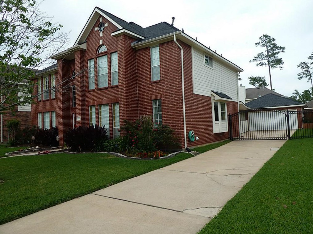9006 Kilrenny Dr, Spring TX  77379-8651 exterior