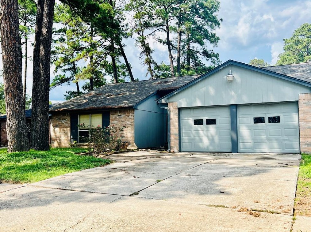 4406 Lost Lake Ln, Spring TX  77388-3962 exterior