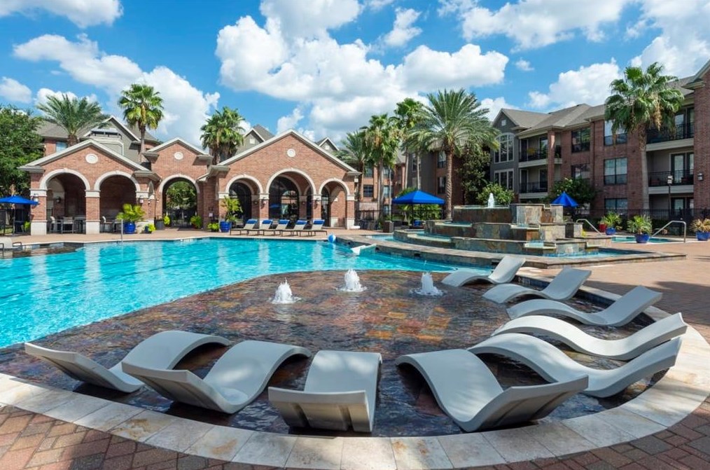 1255 Eldridge Pkwy #831, Houston, TX 77077