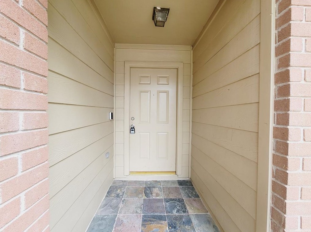 17503 Coventry Squire Dr, Houston, TX 77084-6359