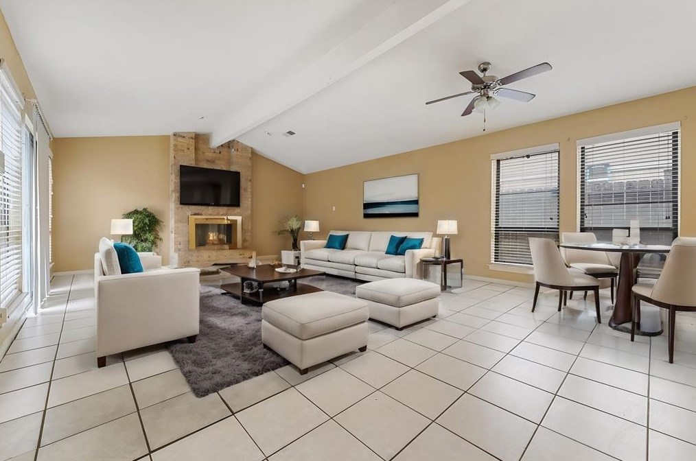 6014 Maywood Forest Dr, Houston TX  77088-2315 exterior