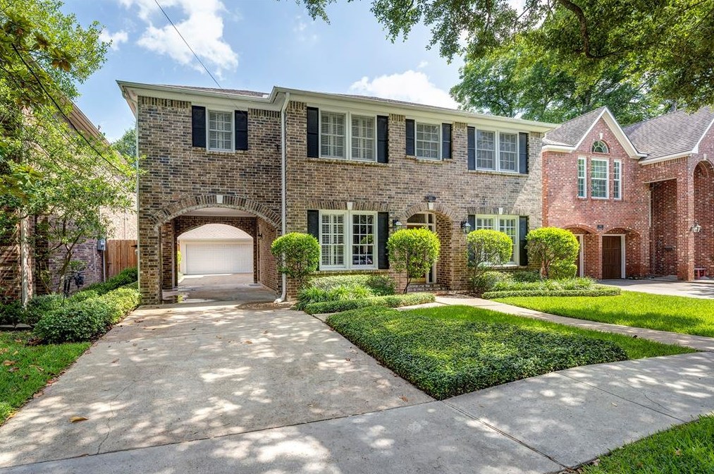 3928 Southwestern St, Houston, TX 77005-4339