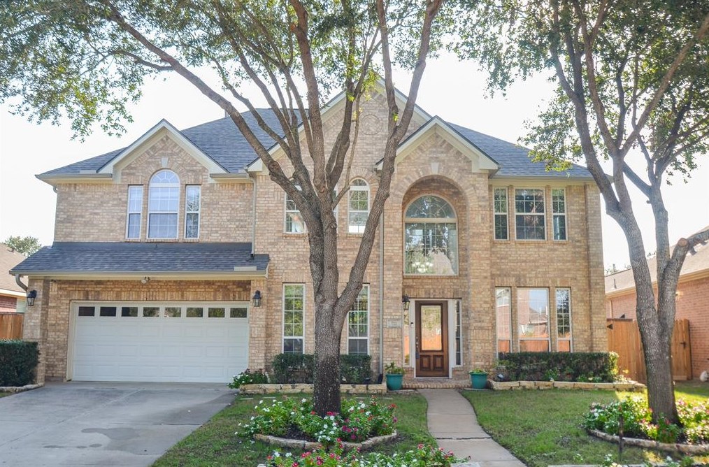 723 Overdell Dr, Sugar Land, TX 77479