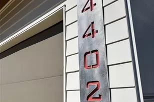 4402 Bora Bora Ln, Houston, TX 77045 - Photo 2