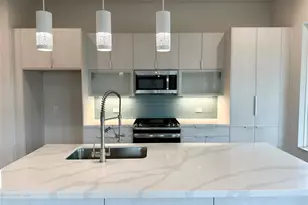 4402 Bora Bora Ln, Houston, TX 77045 - Photo 16