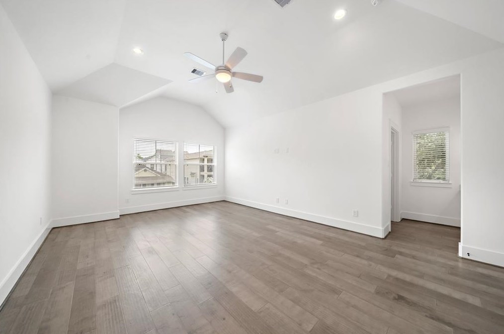 323 25 St, Houston TX  77008-2361 exterior