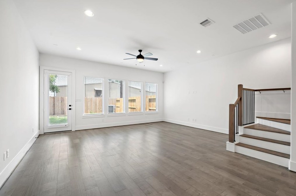 323 25 St, Houston TX  77008-2361 exterior