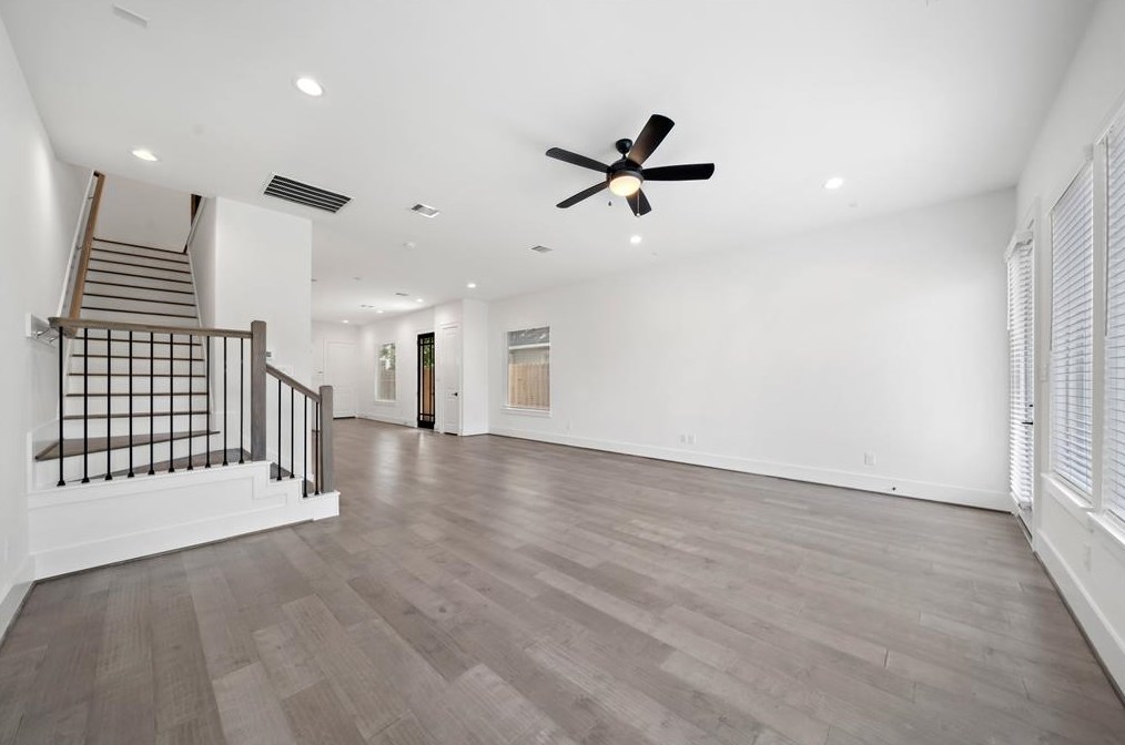 323 25 St, Houston TX  77008-2361 exterior