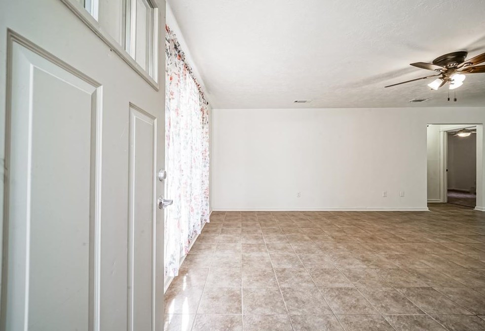 7310 Black Forest Dr, Magnolia, TX 77354