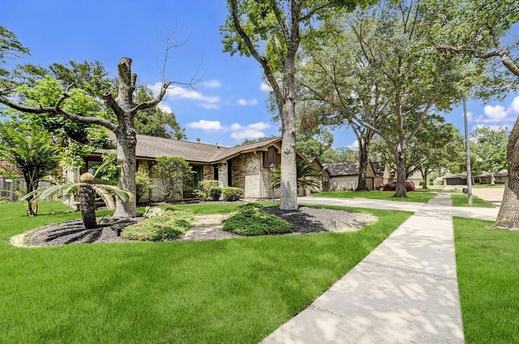 13310 Ravens Caw Dr, Cypress, TX 77429-3166