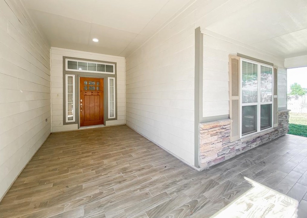 5306 Tulip Glen Ct, Spring TX  77379-3097 exterior