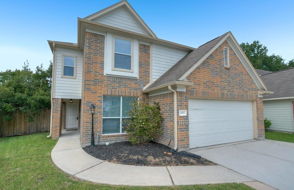 16893 Greenhouse St, Conroe, TX 77385
