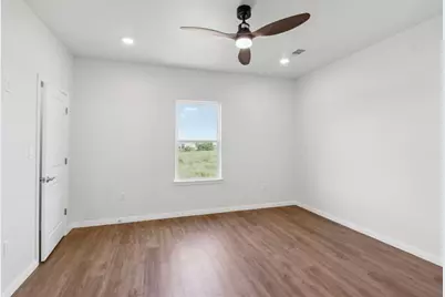 1335 Sapphire Palms Court, San Leon, TX 77539 - Photo 10