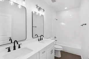 1335 Sapphire Palms Ct, San Leon, TX 77539 - Photo 14