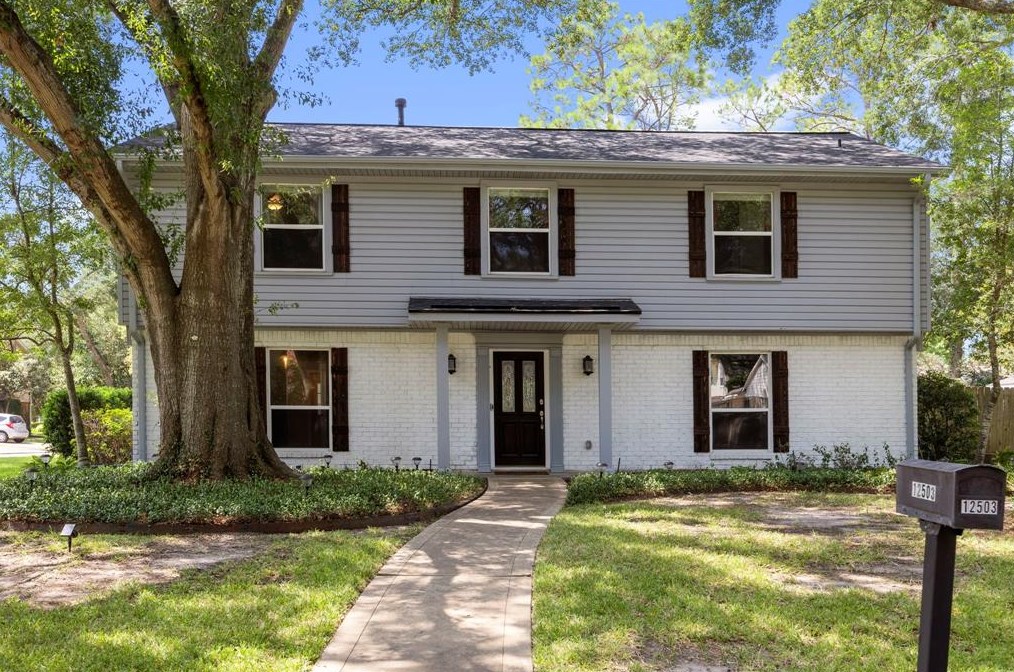 12503 Shepherds Ridge Dr, Houston, TX 77077-2921