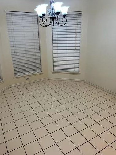 715 N 31st St, Nederland, TX 77627