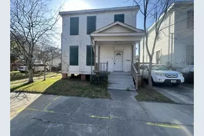 1511 37th Street, Galveston, TX 77550 - Photo 1