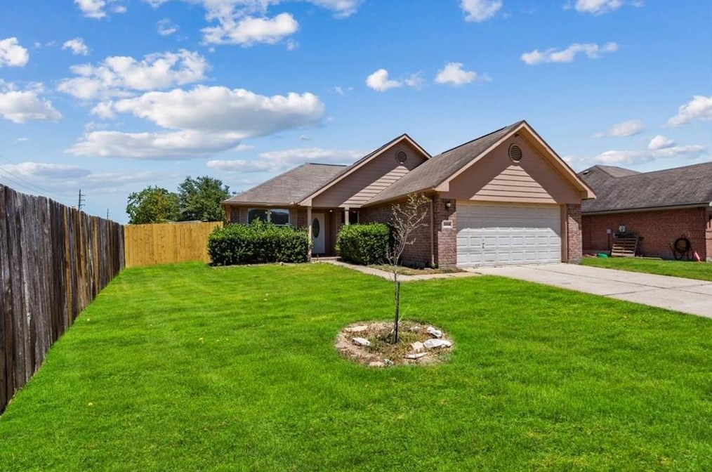 20334 Desert Willow Dr, Katy, TX 77449