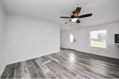 2134 County Road 5017, Cleveland, TX 77327 - Photo 6