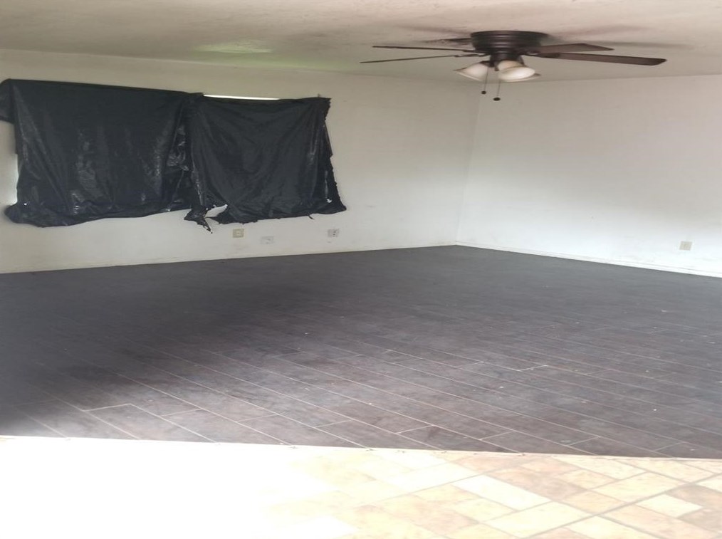 858 Marcolin St, Houston TX  77088-5108 exterior