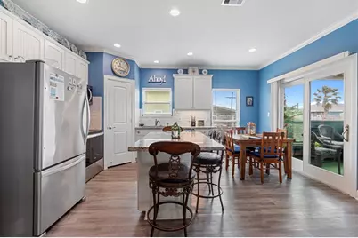 876 Surfview, Crystal Beach, TX 77650 - Photo 6