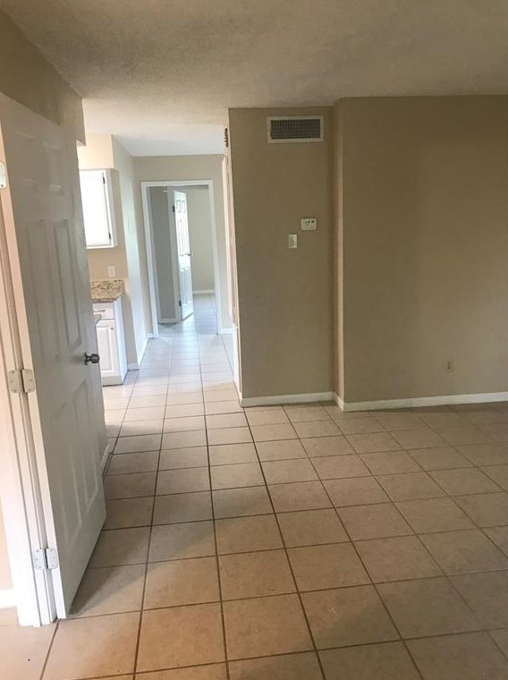12227 11th St, Santa Fe, TX 77510