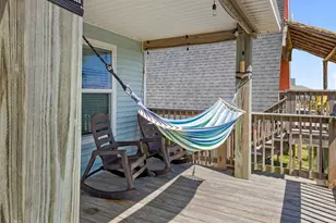 1110 Treaty Dr, Surfside Beach, TX 77541 - Photo 2