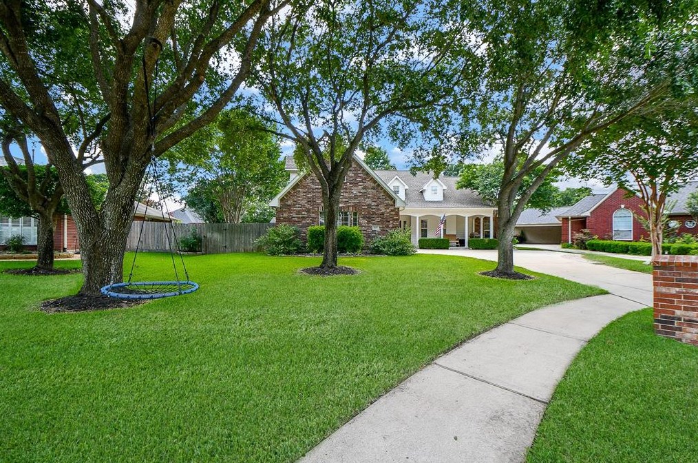 1115 Lindsay Ln, Katy, TX 77493-1837