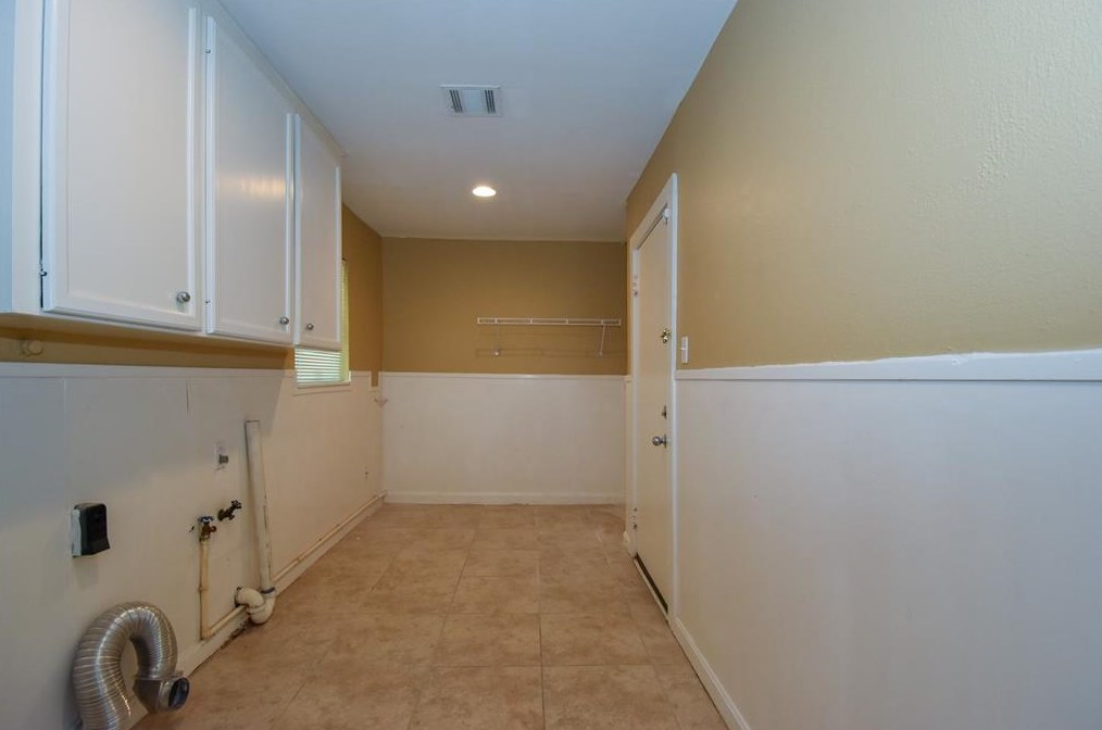 8526 Greenbush St, Houston TX  77025-3846 exterior