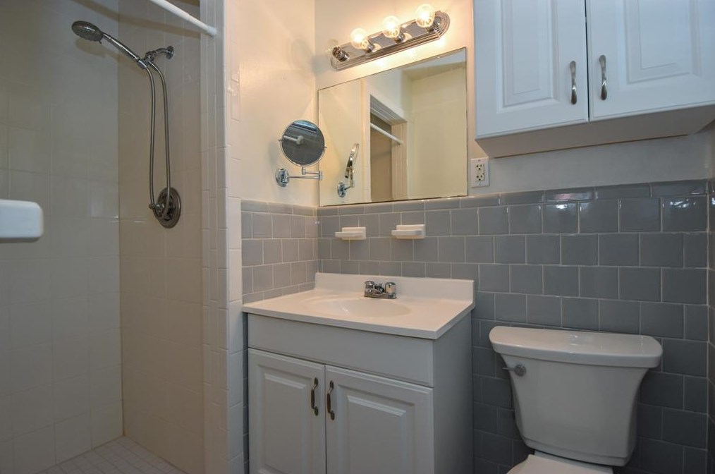8526 Greenbush St, Houston TX  77025-3846 exterior
