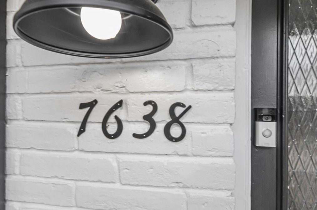 7638 Parker Rd, Houston, TX 77016-3930