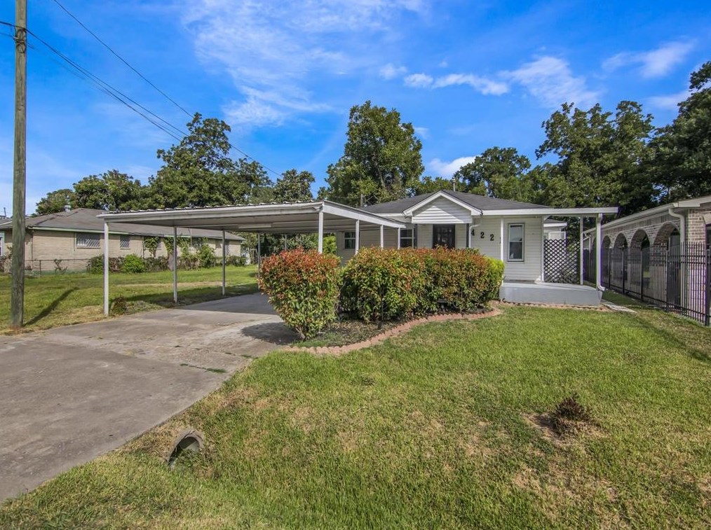 4221 Toliver St, Houston TX  77016-6240 exterior