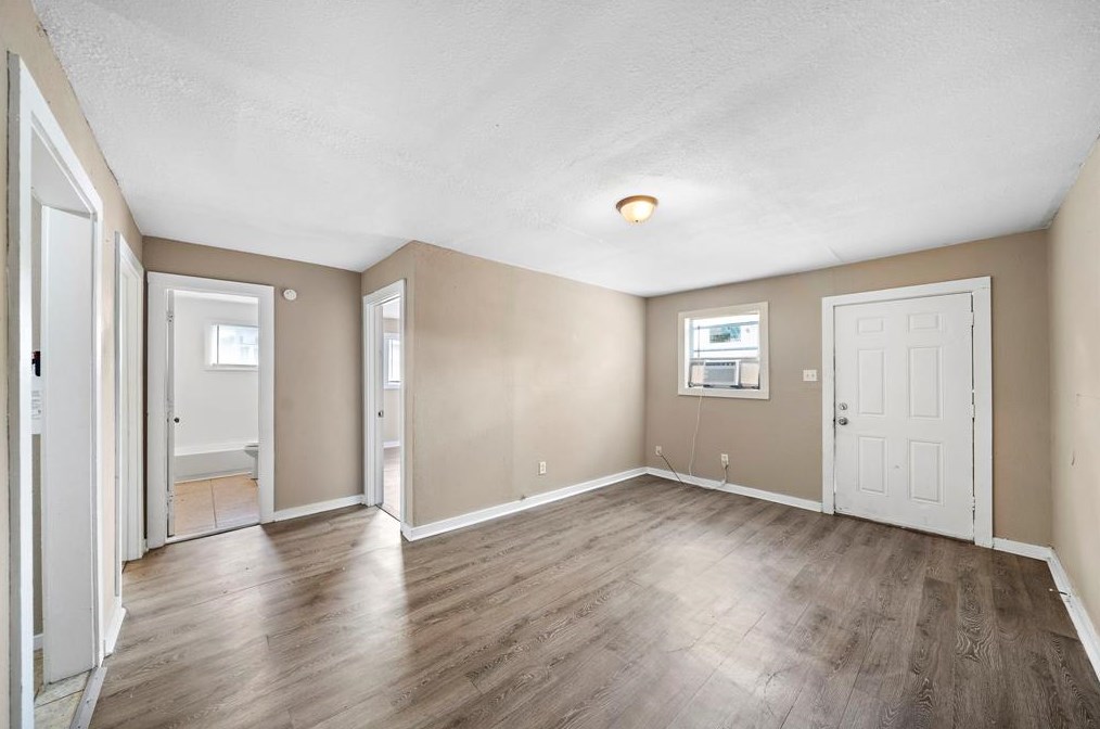 2400 Boss St #3, La Marque, TX 77568