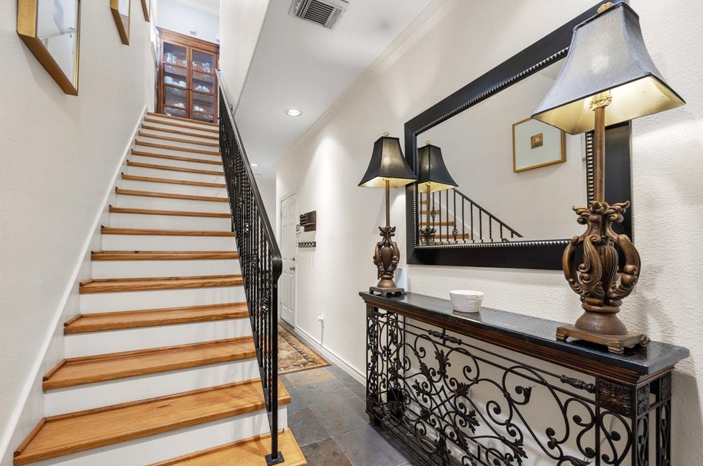 5409 Kansas St, Houston, TX 77007-1101