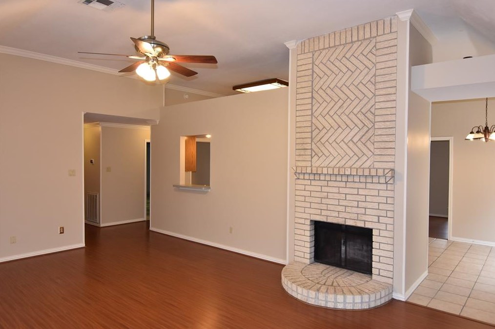 4906 Temple Bell Dr, Spring, TX 77388-2854