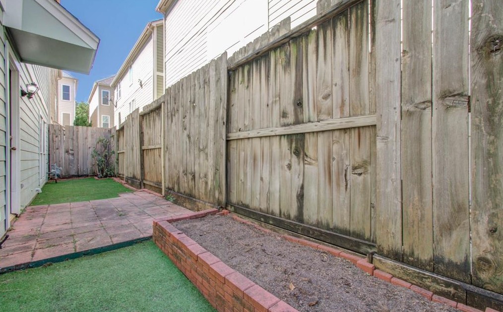 1416 Webster St, Houston TX  77019-5544 exterior