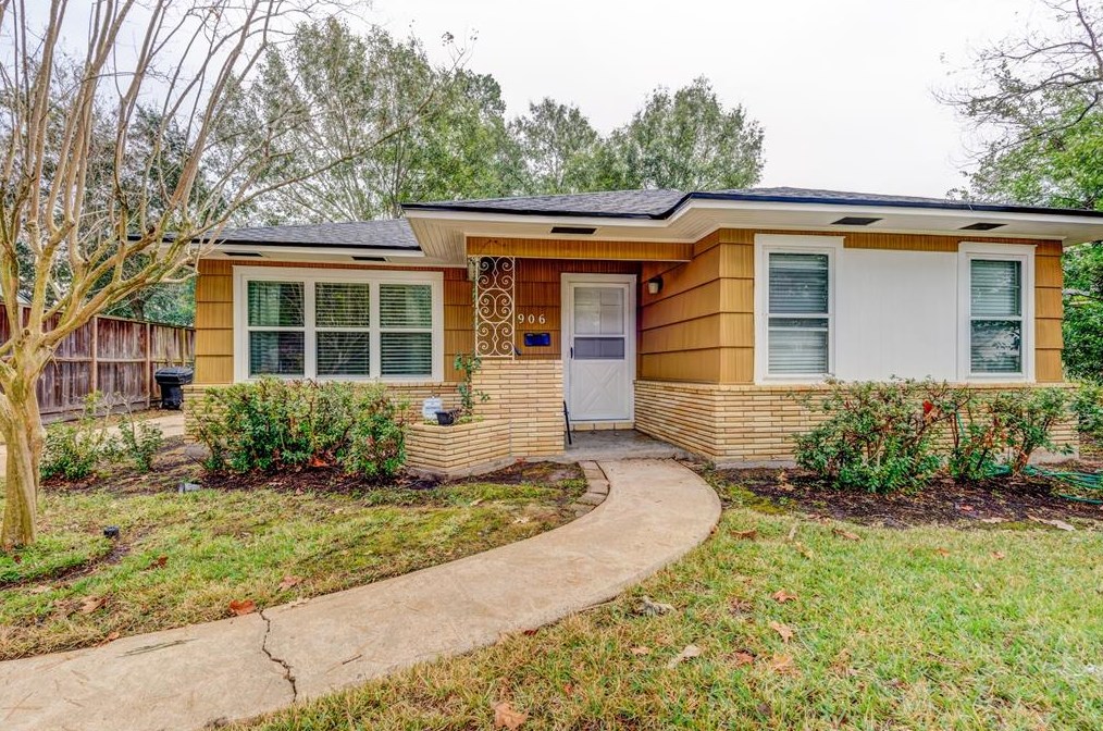 906 Nashua St, Houston, TX 77008