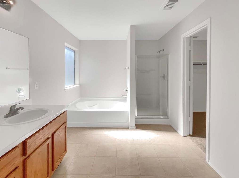 2007 Pne Croft Dr, Humble TX 77396-6201 exterior