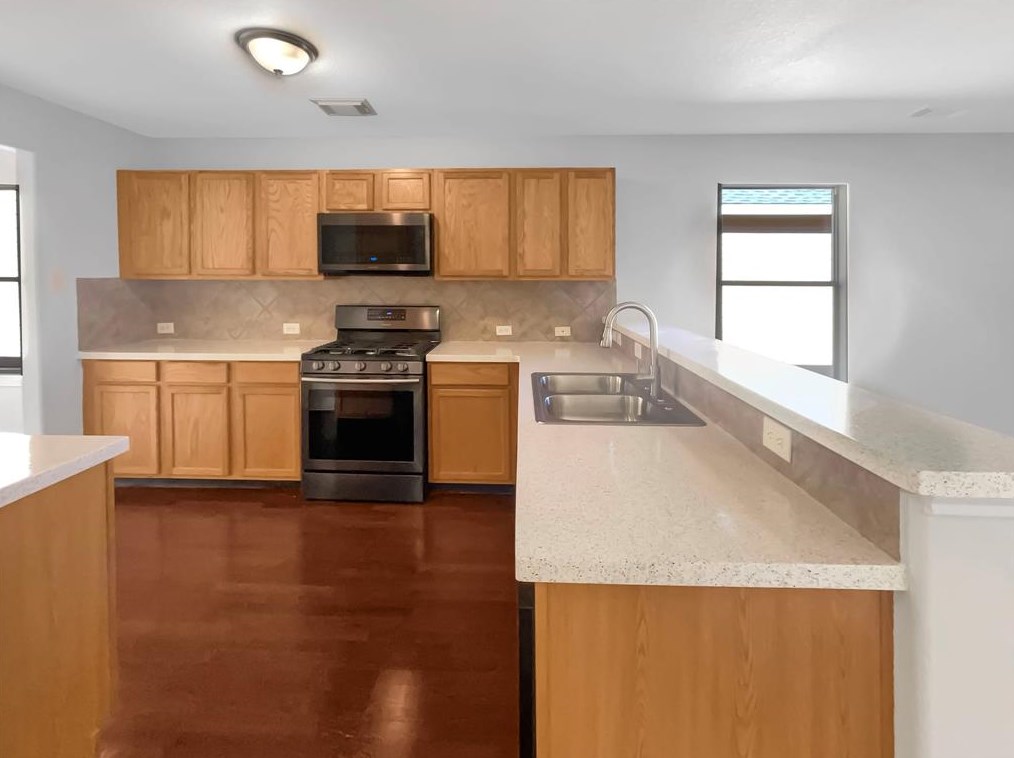 2007 Pne Croft Dr, Humble TX 77396-6201 exterior