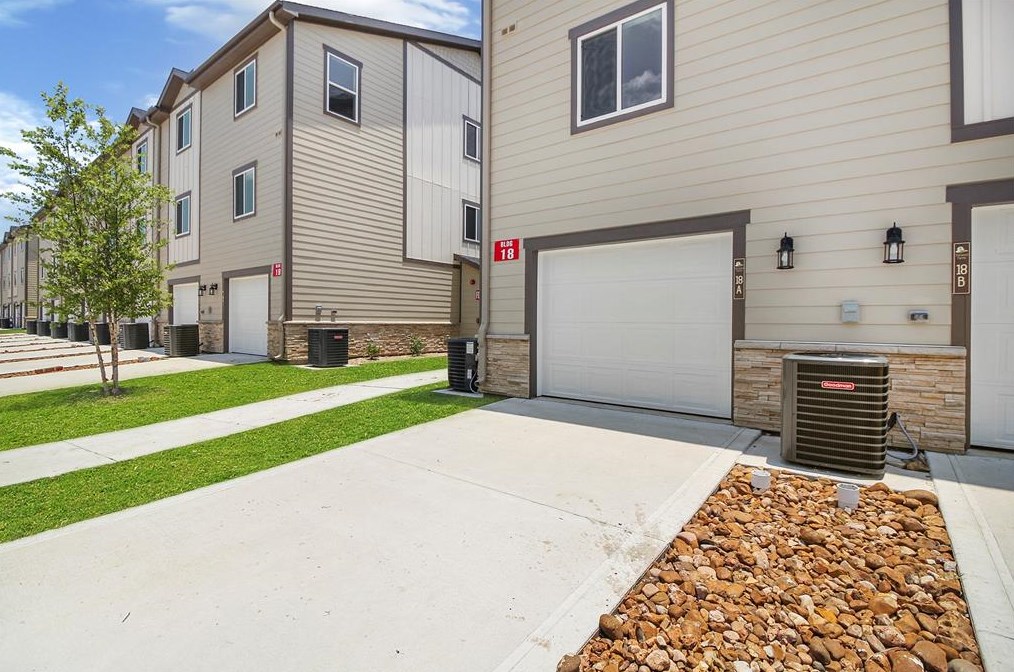 12603 Telge Rd #28a, Cypress, TX 77429