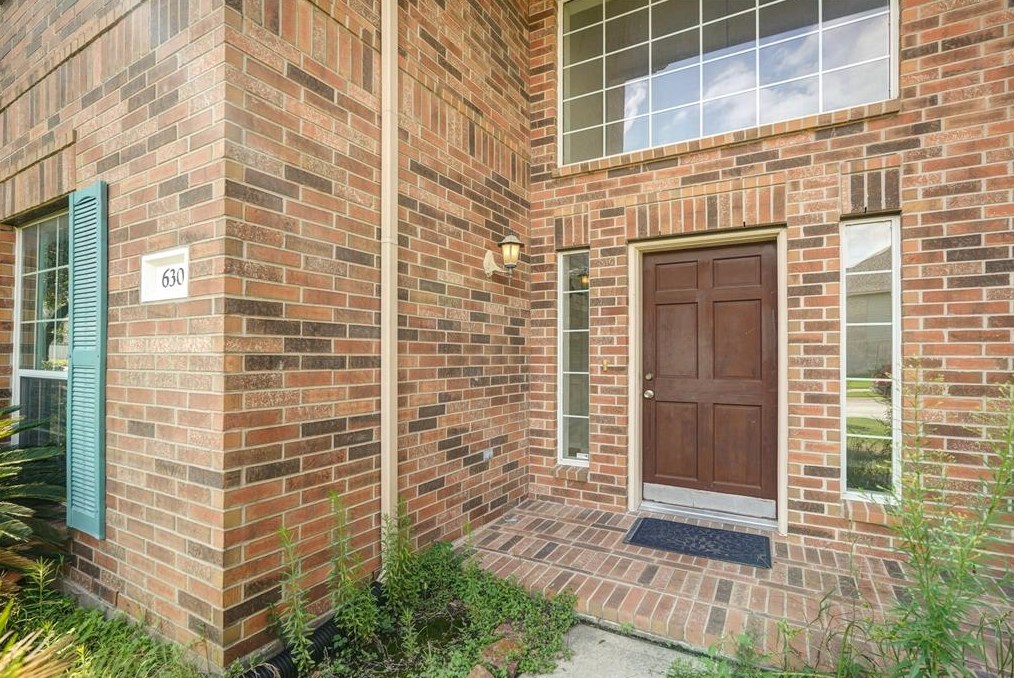 630 Manchester Trail Dr, Spring, TX 77373