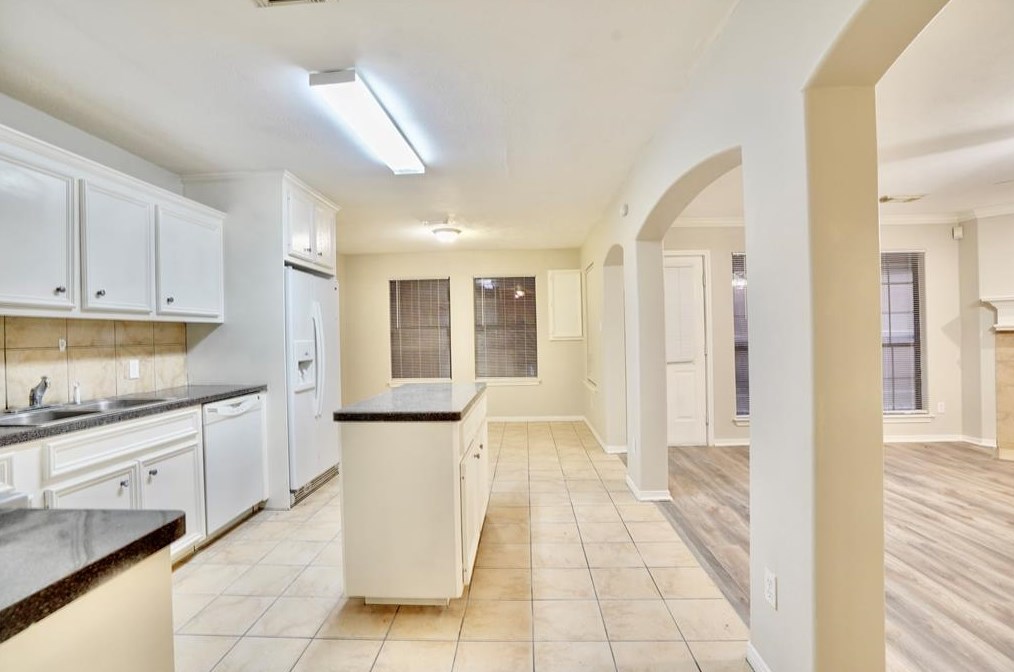 10037 Morocco Rd, Houston TX  77041-7531 exterior