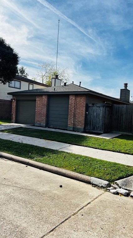 7855 Winehill Ln, Houston, TX 77040